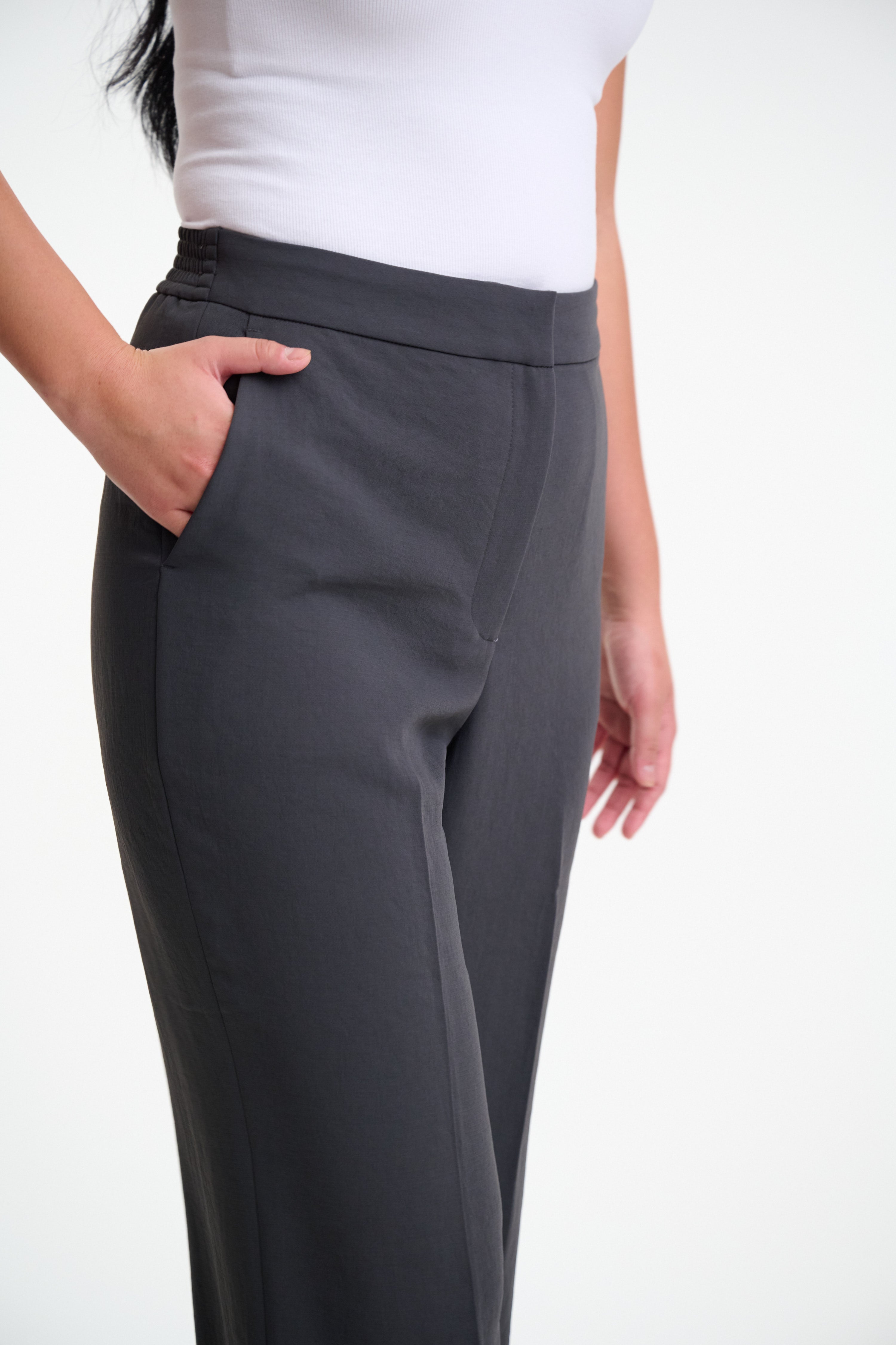 the versa straight leg pant