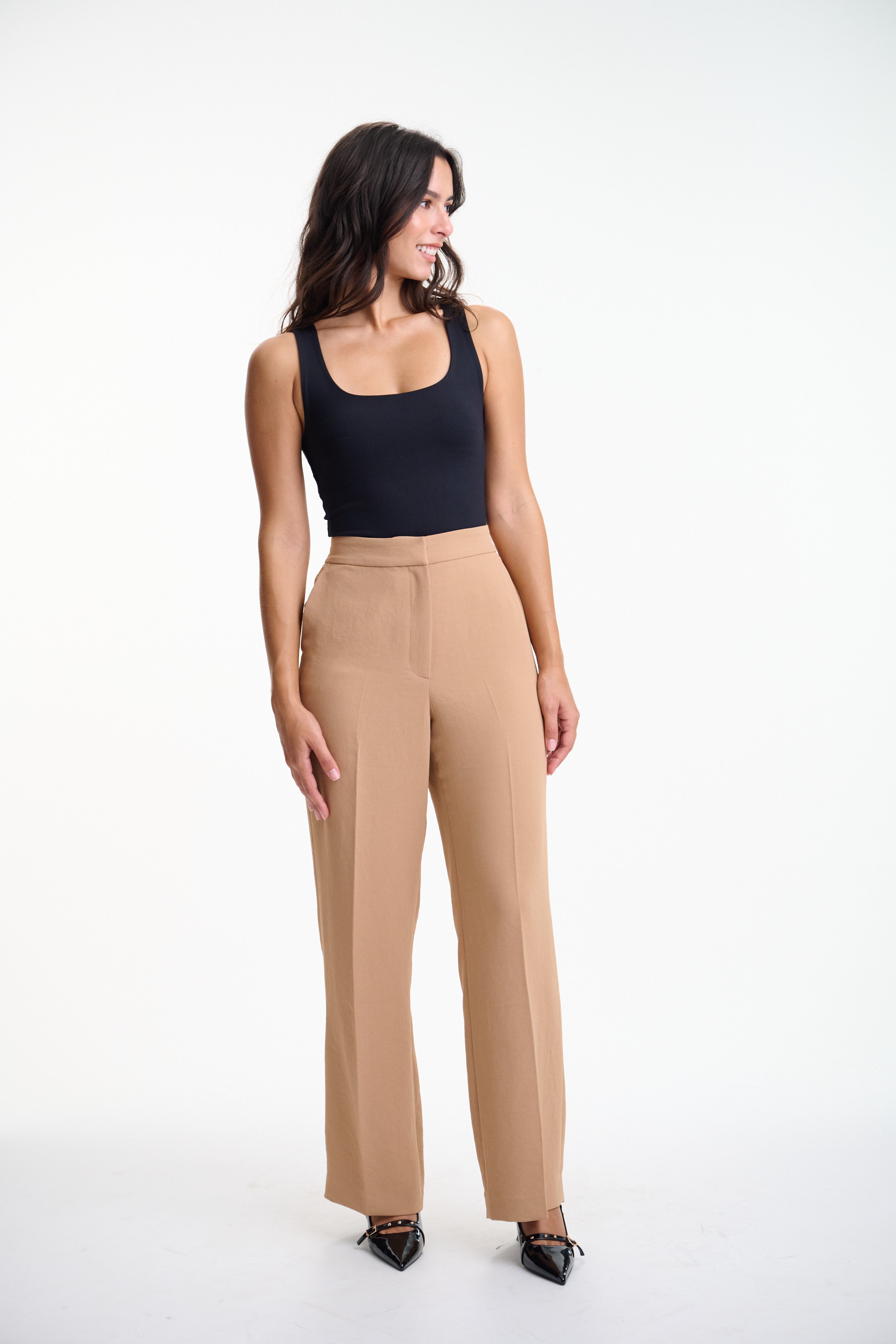 the versa straight leg pant