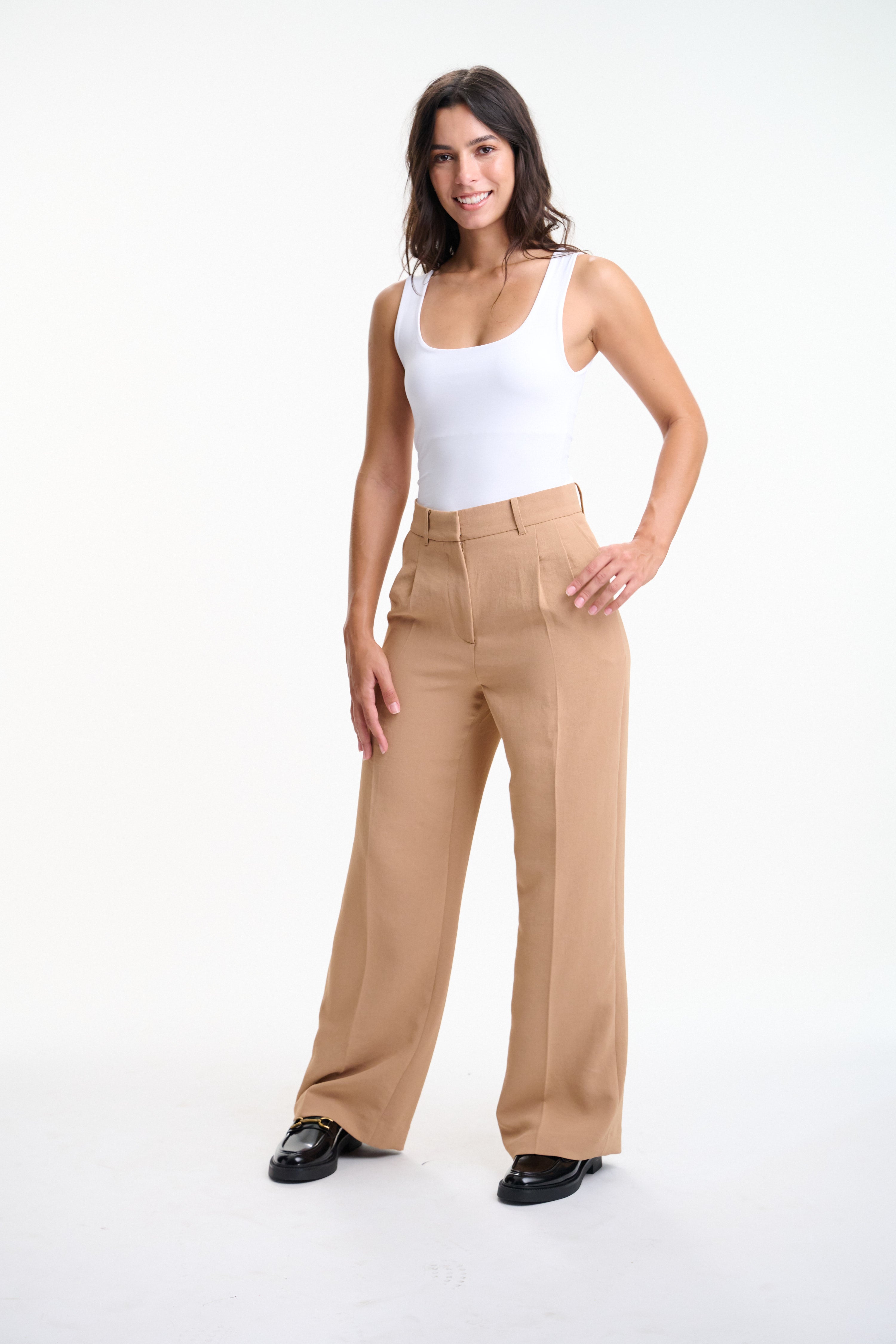 the avia wide leg pant