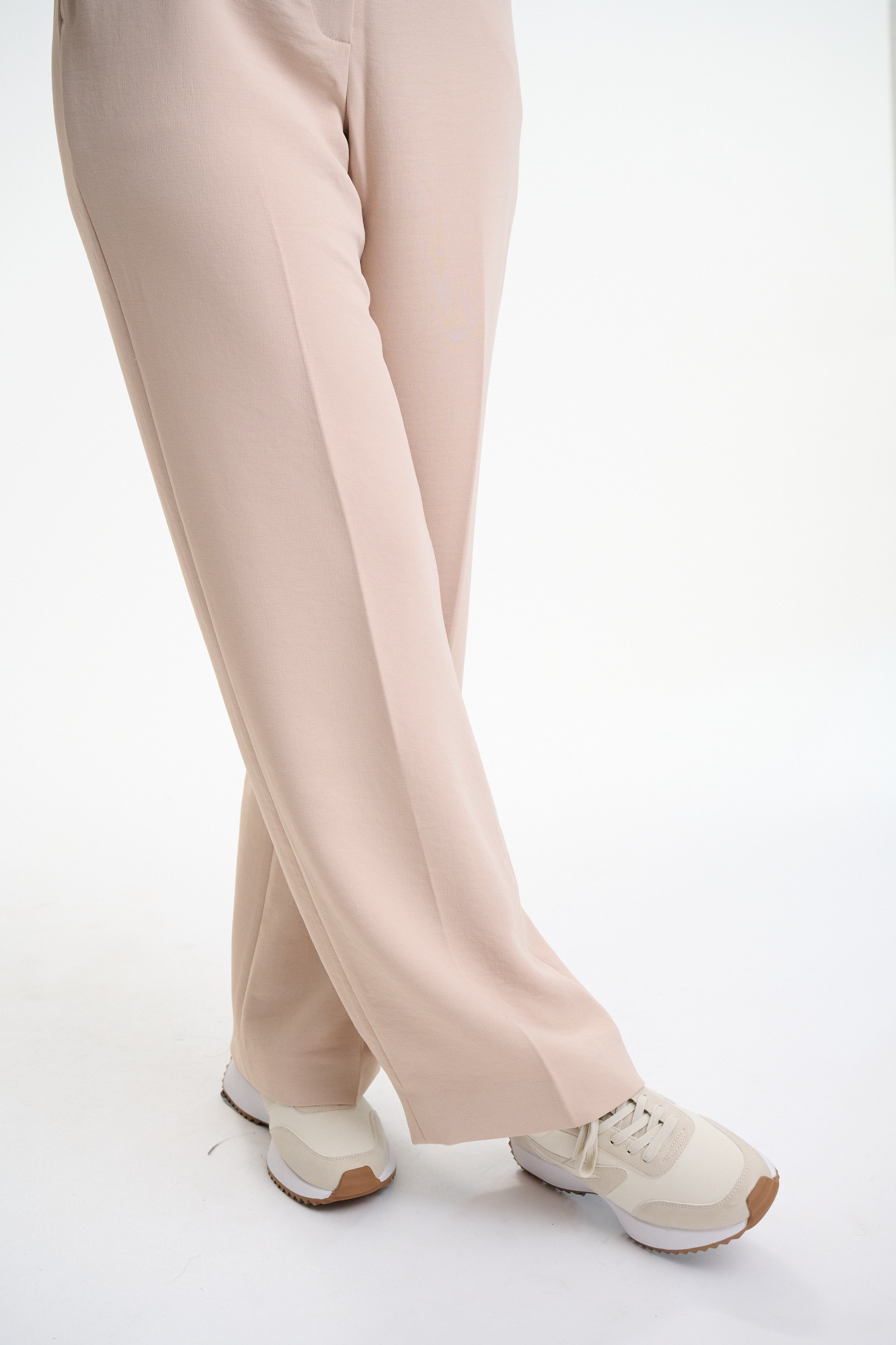 the versa straight leg pant