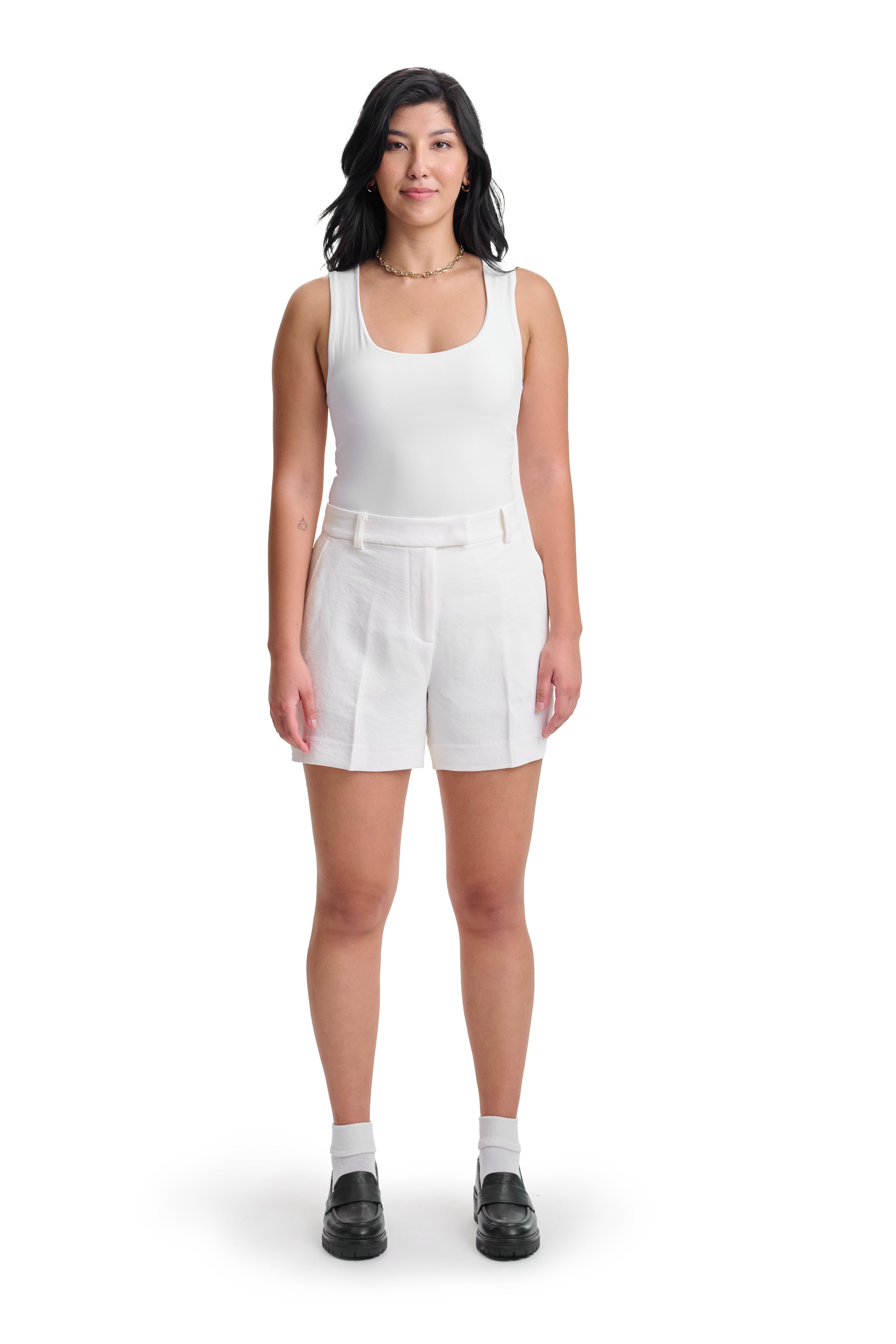 the avia tailored short