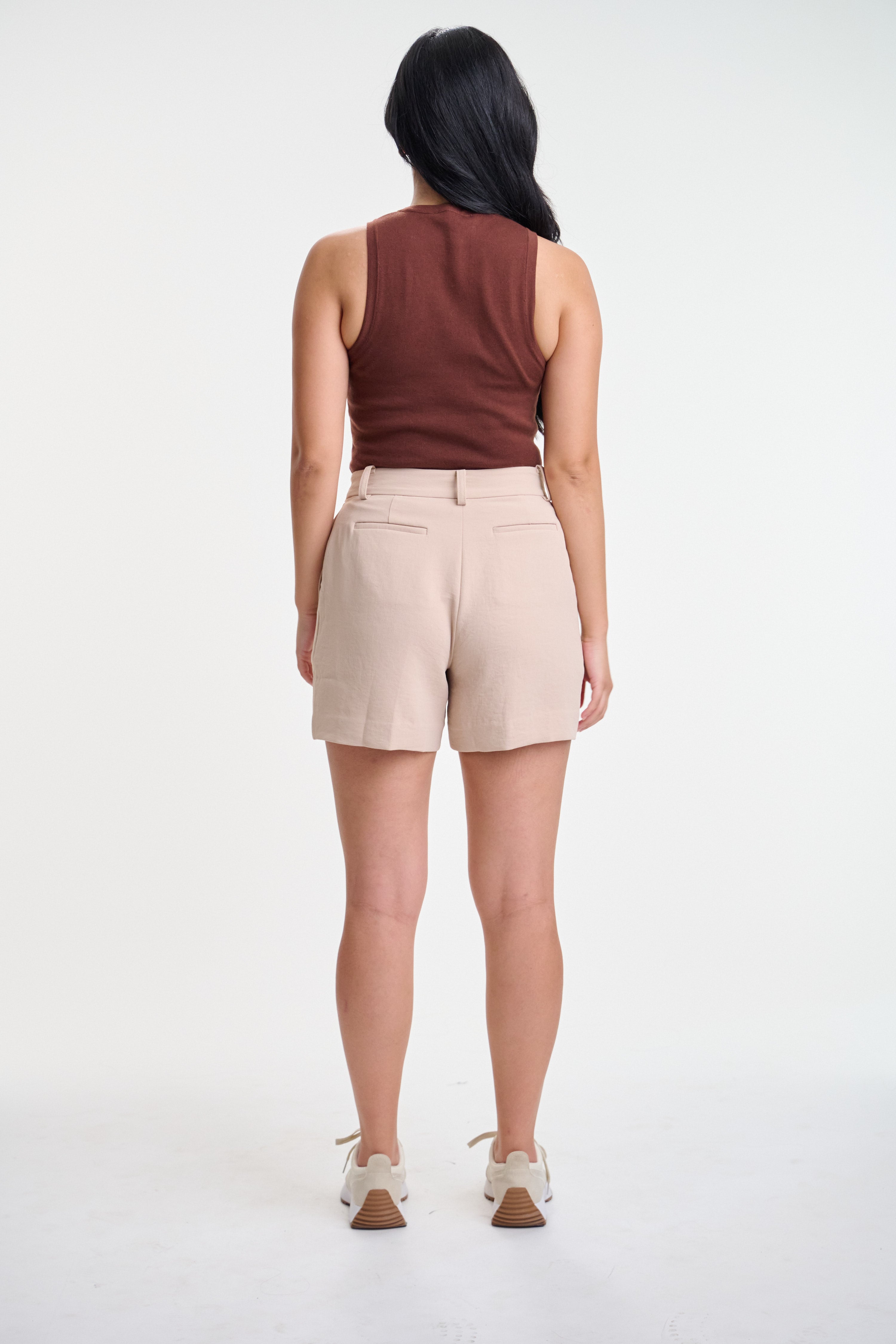 the avia tailored short
