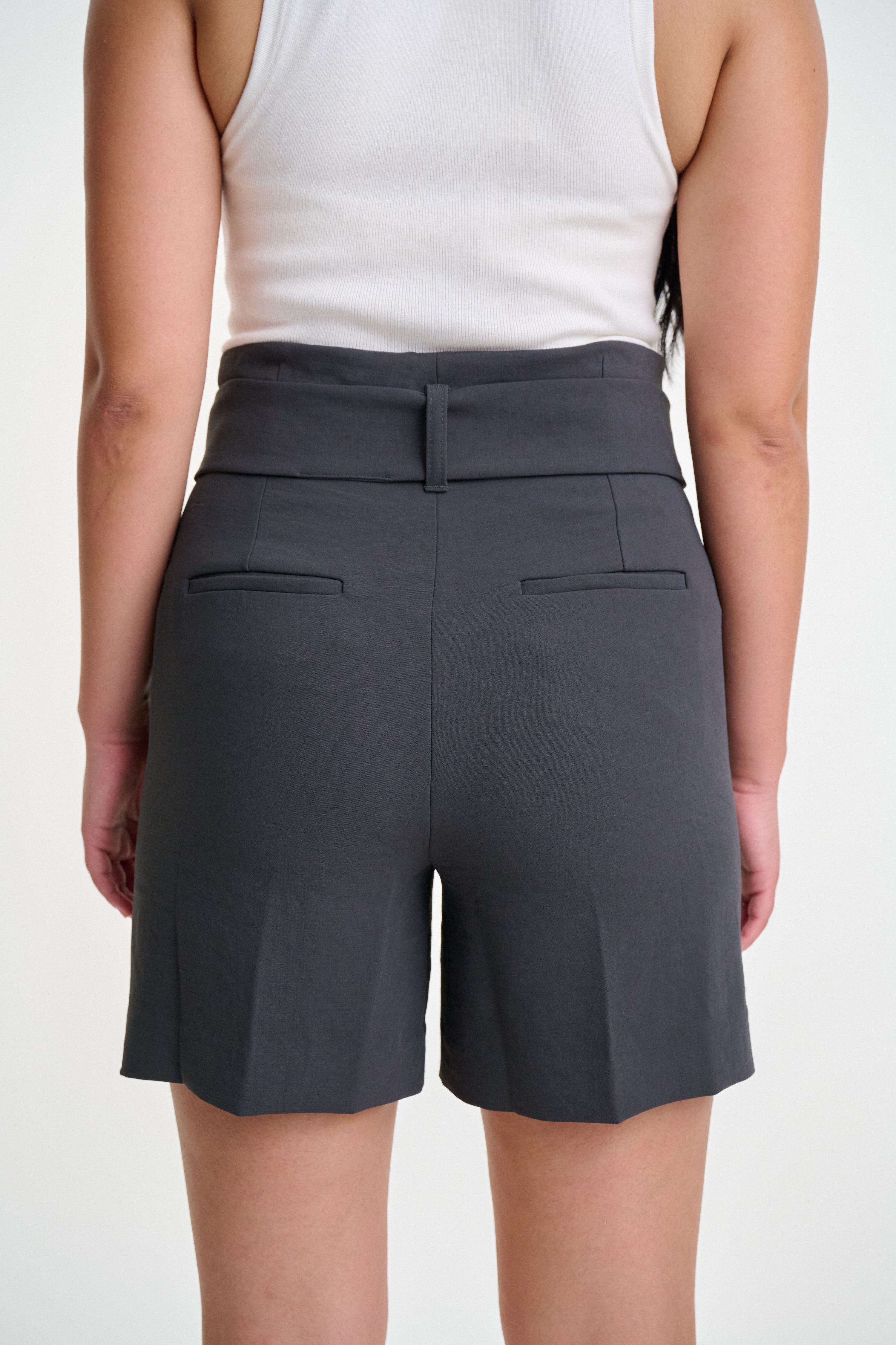 the libbi paperbag short